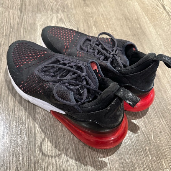 Nike sneakers - Picture 2 of 4